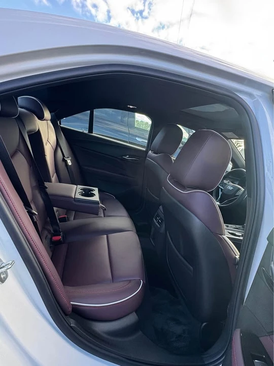 2025 Cadillac CT4 - Image 14 of 17