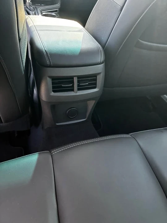 2025 Cadillac CT4 - Image 17 of 17