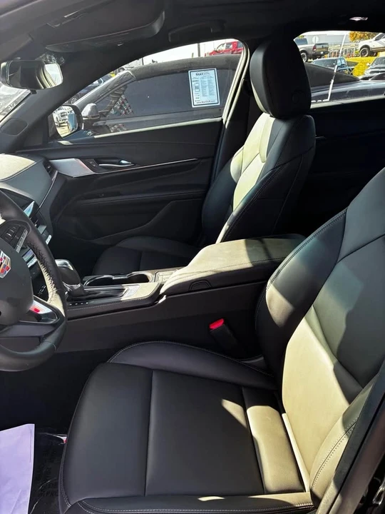 2025 Cadillac CT4 - Image 9 of 17