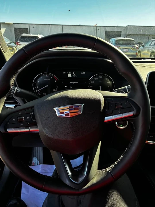 2025 Cadillac CT4 - Image 10 of 17
