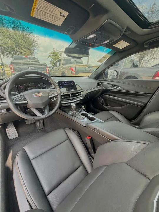 2025 Cadillac CT4 - Image 3 of 6