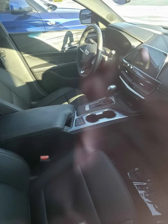 2025 Cadillac CT4 - Image 4 of 5