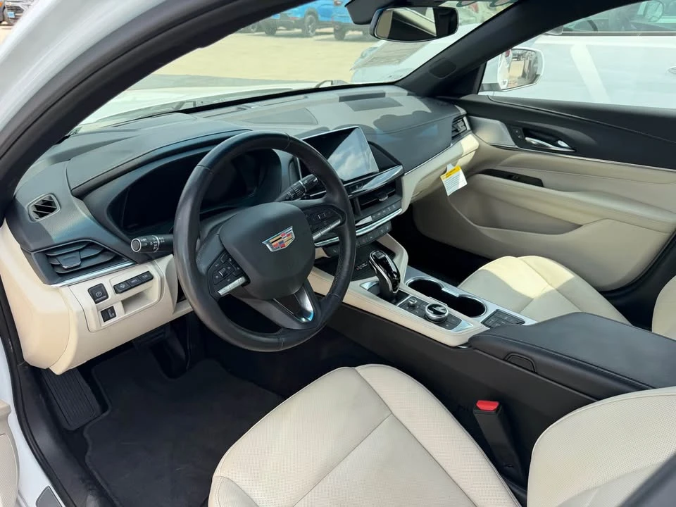 2025 Cadillac CT4 - Image 3 of 5
