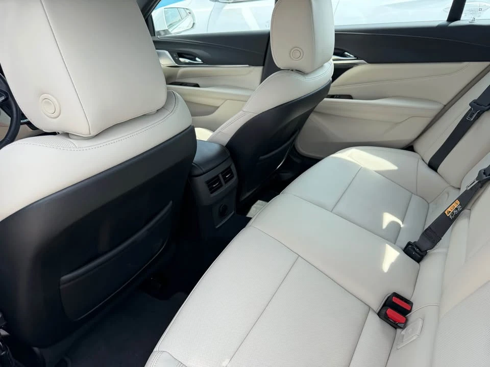 2025 Cadillac CT4 - Image 5 of 5