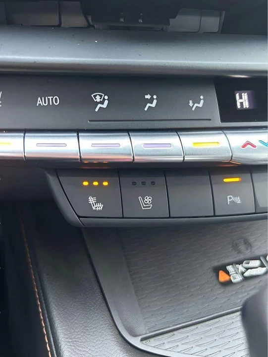 2025 Cadillac CT4 - Image 12 of 18