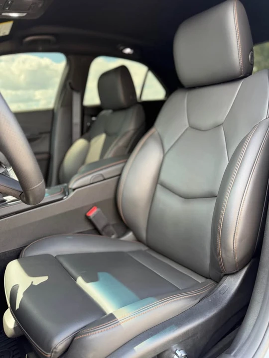 2025 Cadillac CT4 - Image 4 of 11