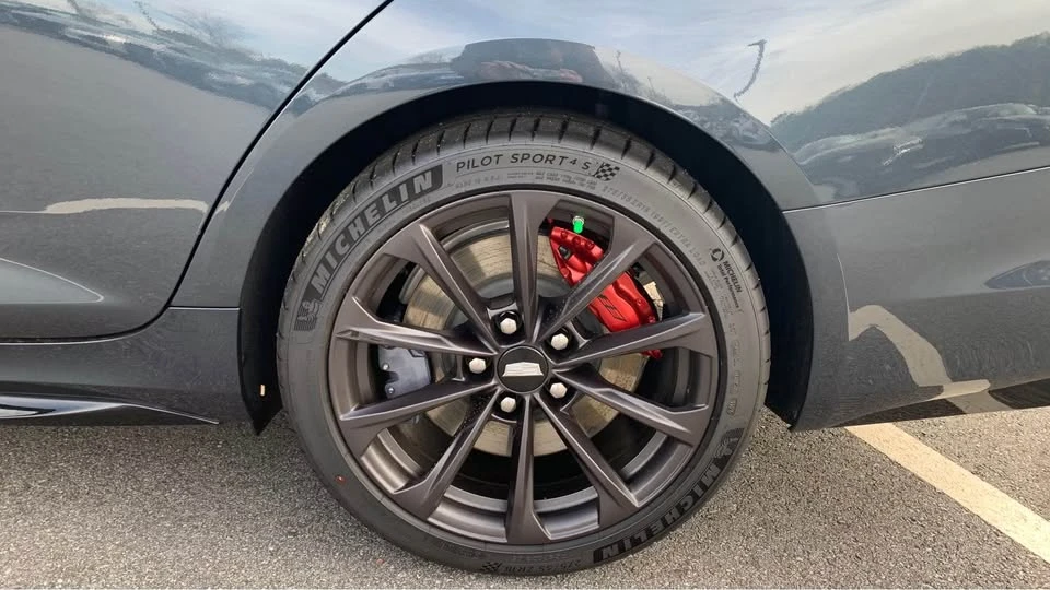 2025 Cadillac CT4-V Blackwing - Image 14 of 17