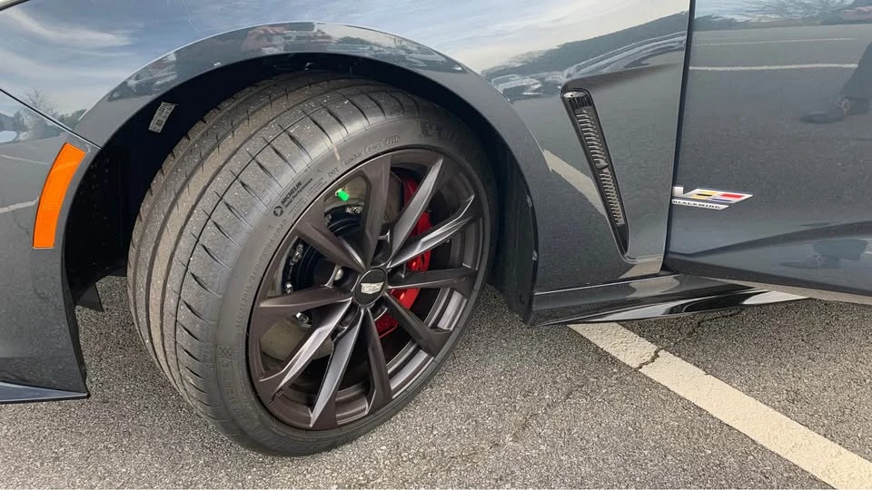 2025 Cadillac CT4-V Blackwing - Image 15 of 17