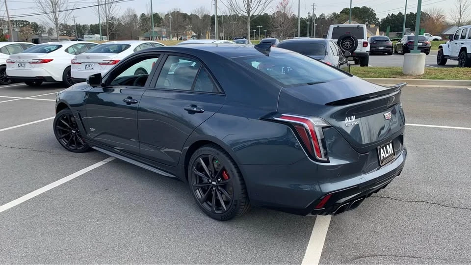 2025 Cadillac CT4-V Blackwing - Image 4 of 17