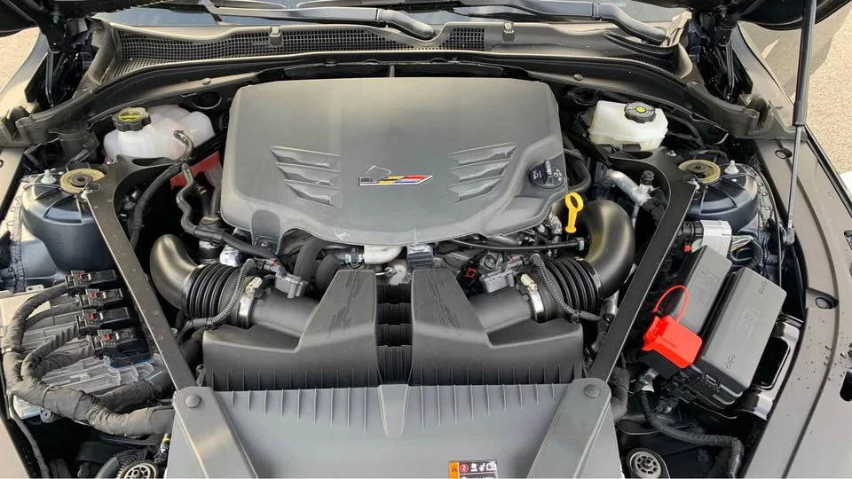 2025 Cadillac CT4-V Blackwing - Image 16 of 17