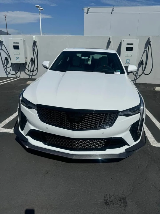 2025 Cadillac CT4-V Blackwing - Image 4 of 6