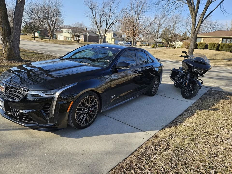 2025 Cadillac CT4-V Blackwing - Image 2 of 12