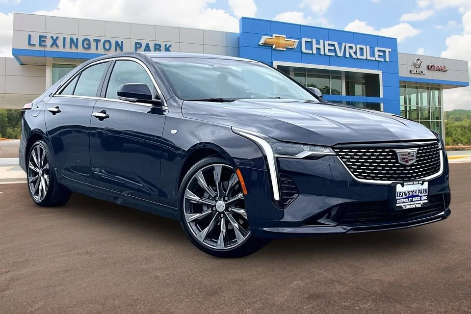 2025 Cadillac CT4 - Image 15 of 15