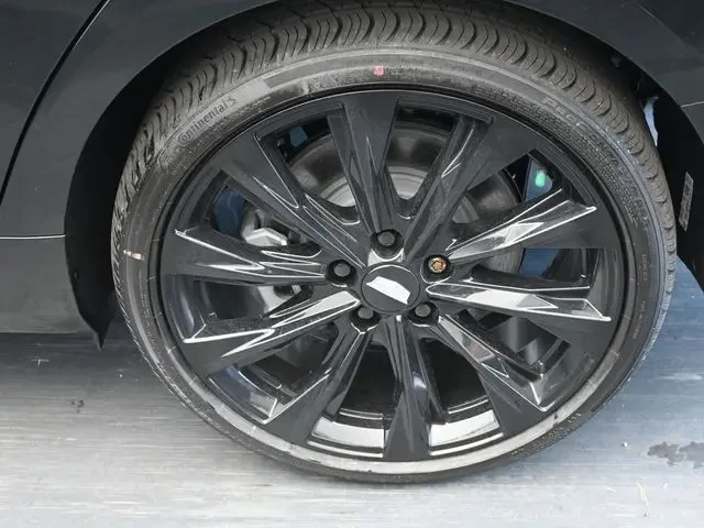 2025 Cadillac CT4 - Image 9 of 13