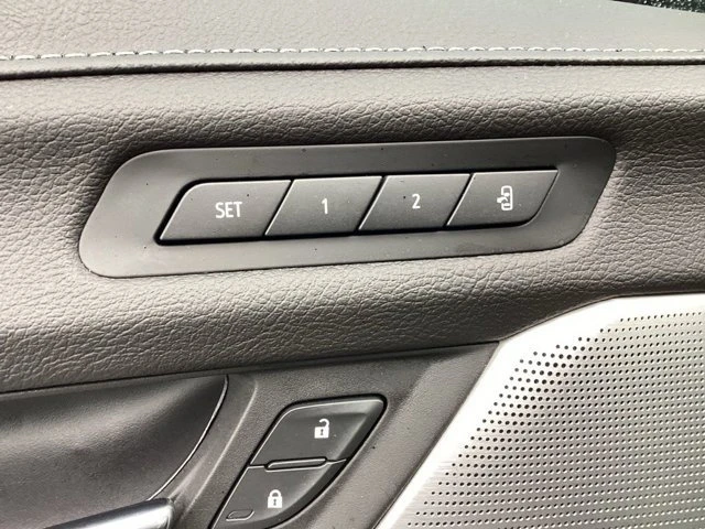 2025 Cadillac CT4 - Image 18 of 20