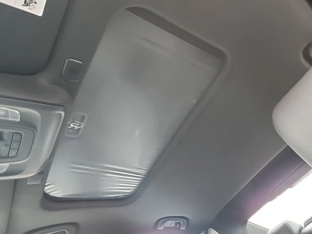 2025 Cadillac CT4 - Image 16 of 20