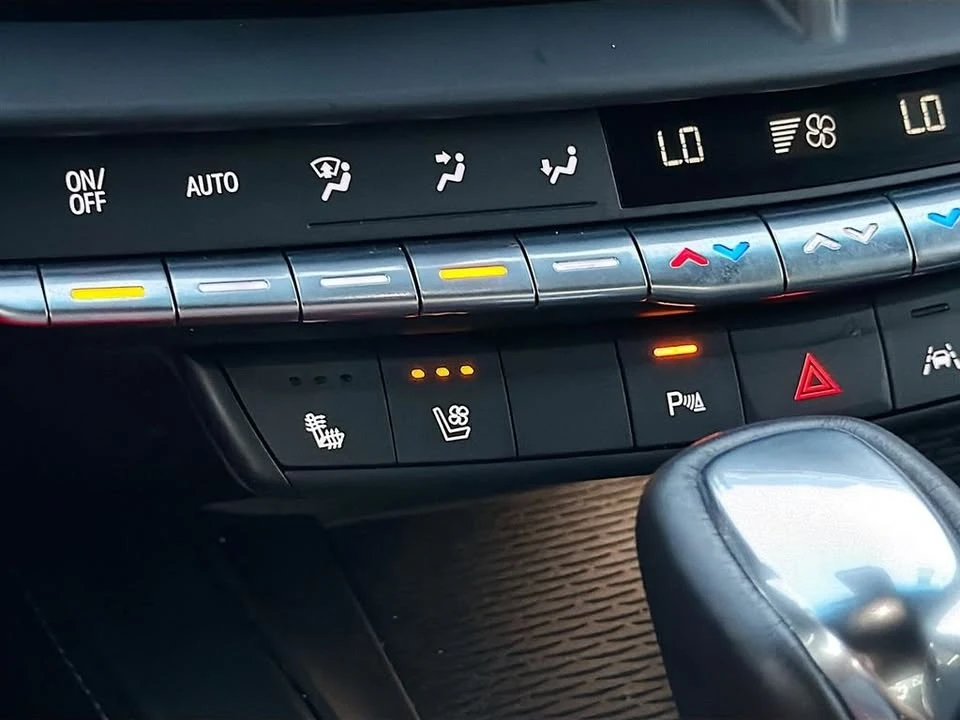 2025 Cadillac CT4 - Image 19 of 20