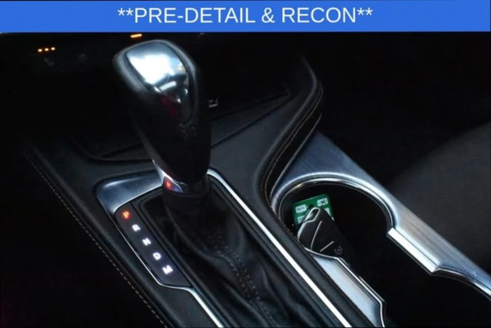2025 Cadillac CT4 - Image 10 of 15