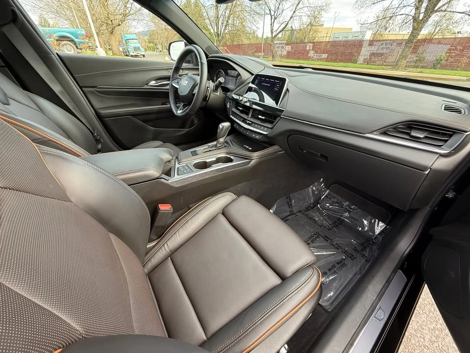 2025 Cadillac CT4 - Image 16 of 17
