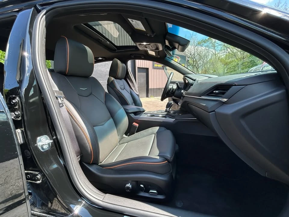 2025 Cadillac CT4 - Image 16 of 17