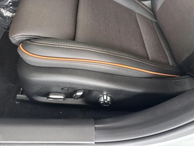 2025 Cadillac CT4 - Image 16 of 20