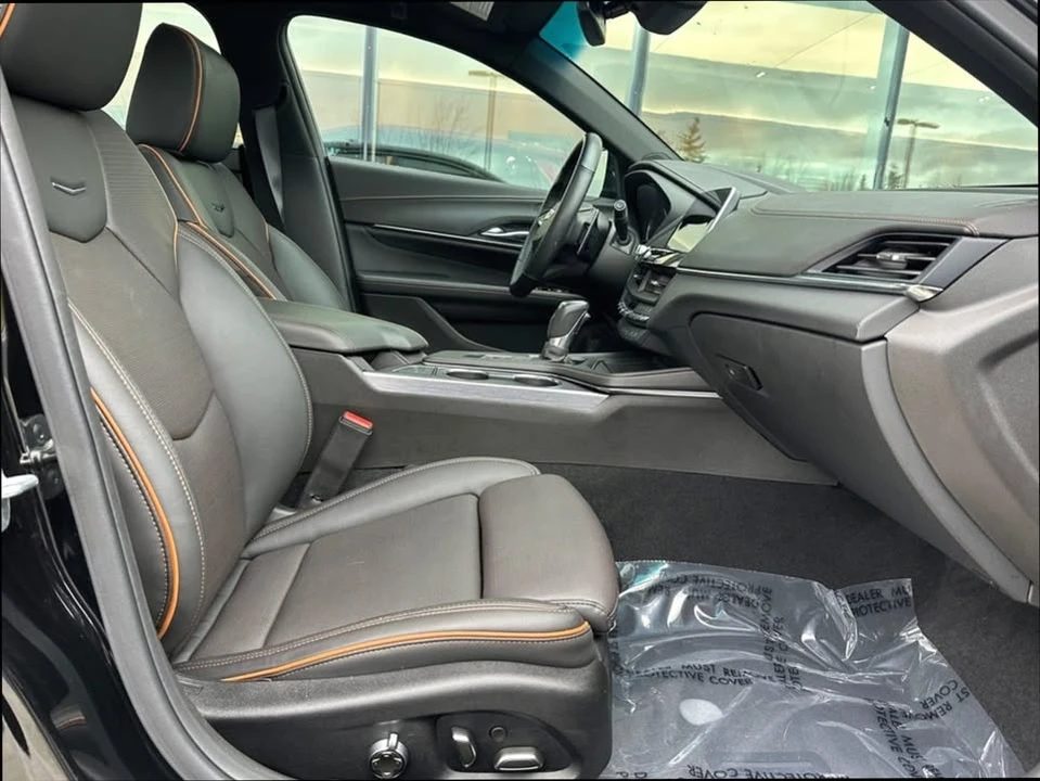 2025 Cadillac CT4 - Image 10 of 20