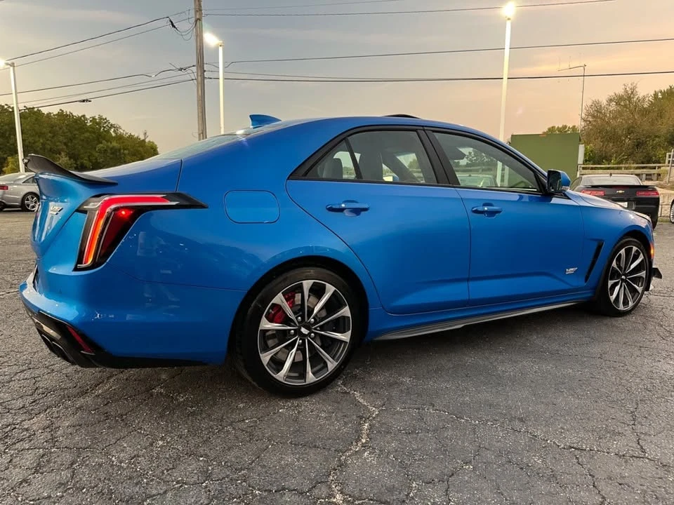 2025 Cadillac CT4-V - Image 15 of 16