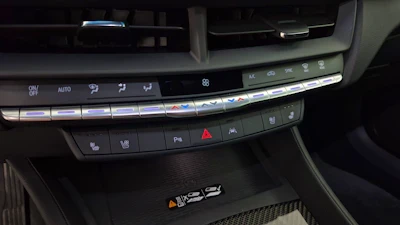 2025 Cadillac CT4-V - Image 17 of 17