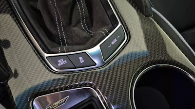2025 Cadillac CT4-V - Image 16 of 17