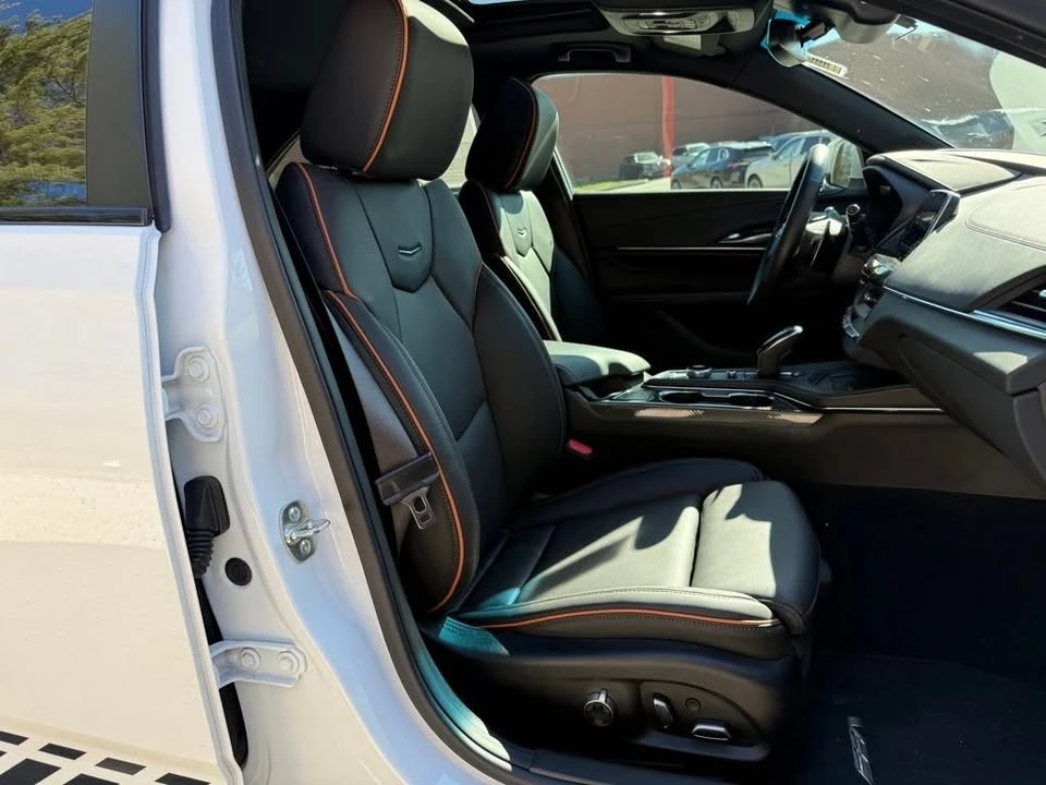 2025 Cadillac CT4-V - Image 10 of 10