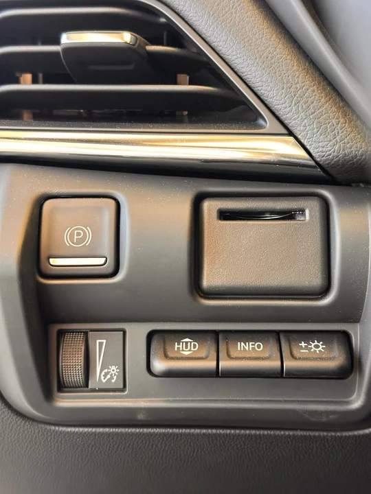 2025 Cadillac CT4-V Blackwing - Image 12 of 18