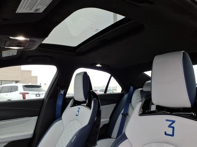 2025 Cadillac CT4-V Blackwing - Image 8 of 13