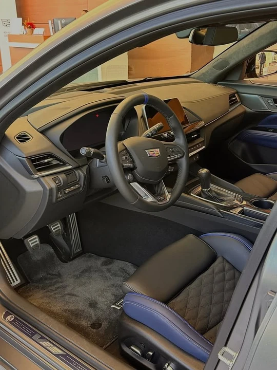 2025 Cadillac CT4-V Blackwing - Image 4 of 4