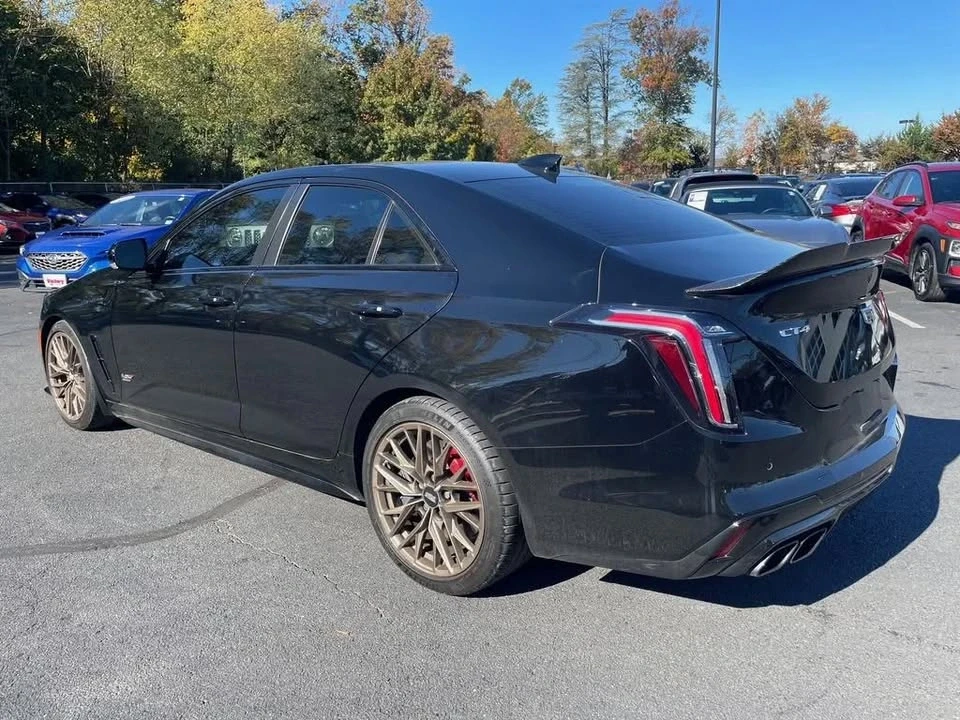 2025 Cadillac CT4-V - Image 10 of 10