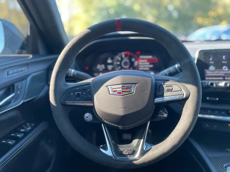 2025 Cadillac CT4-V - Image 4 of 10