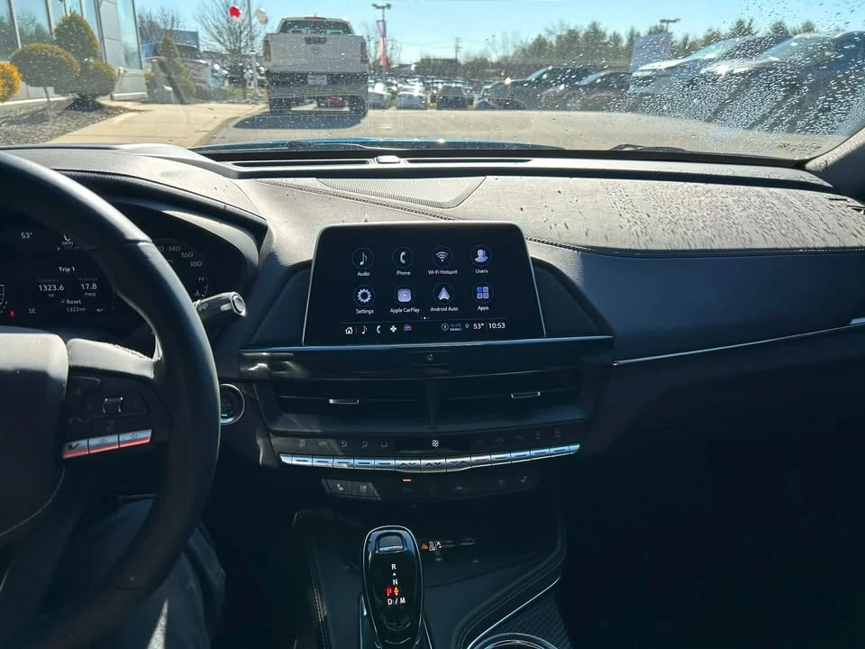 2025 Cadillac CT4-V - Image 16 of 19