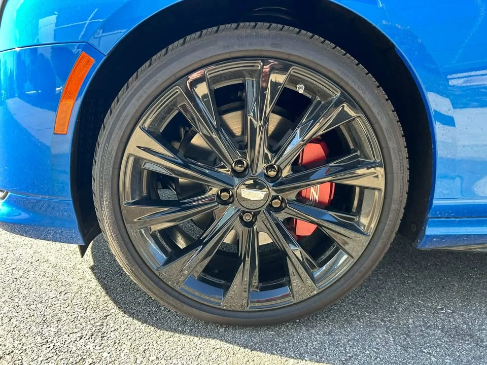 2025 Cadillac CT4-V - Image 9 of 19