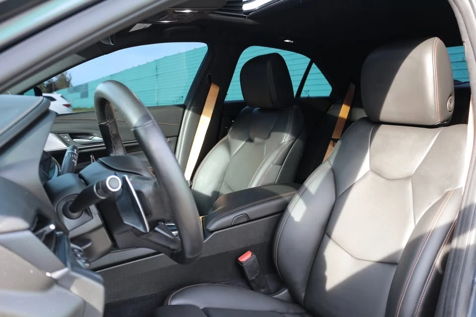 2025 Cadillac CT4-V - Image 13 of 18