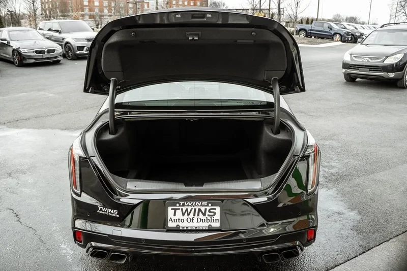 2025 Cadillac CT4-V Blackwing - Image 14 of 18