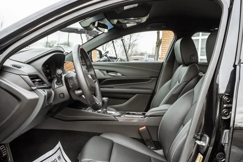 2025 Cadillac CT4-V Blackwing - Image 12 of 18