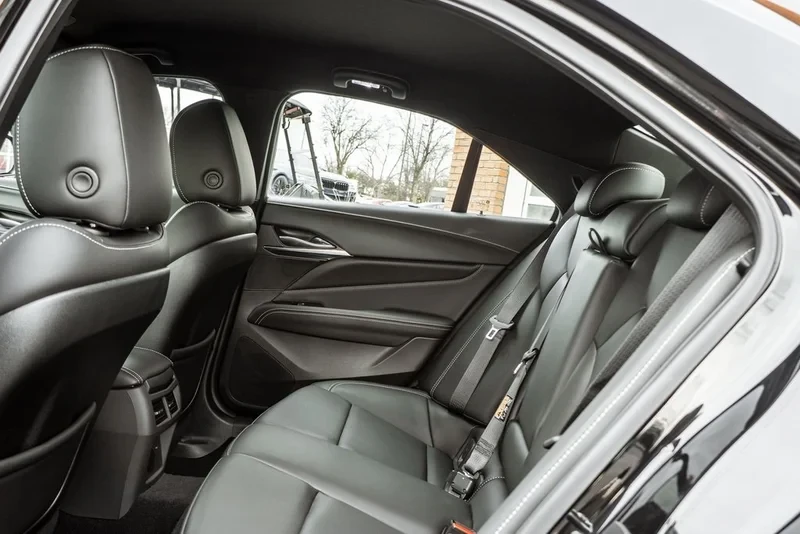 2025 Cadillac CT4-V Blackwing - Image 13 of 18