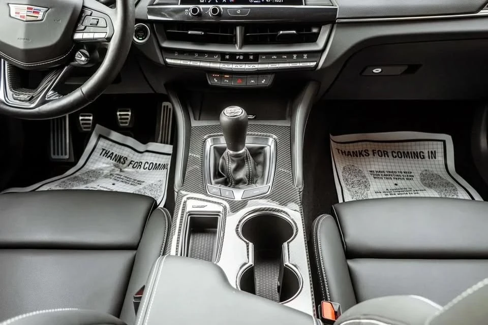 2025 Cadillac CT4-V Blackwing - Image 4 of 7