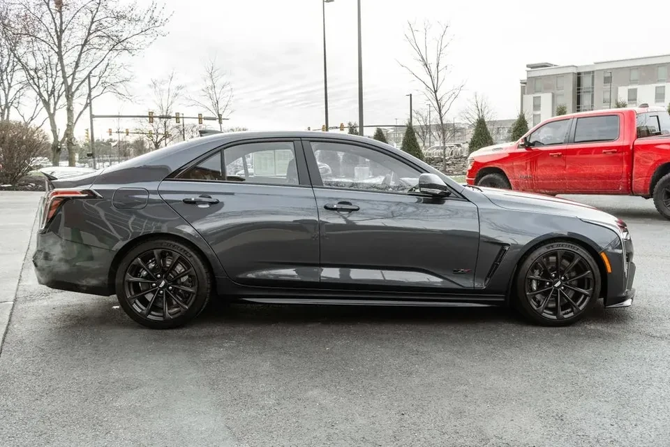 2025 Cadillac CT4-V Blackwing - Image 2 of 20
