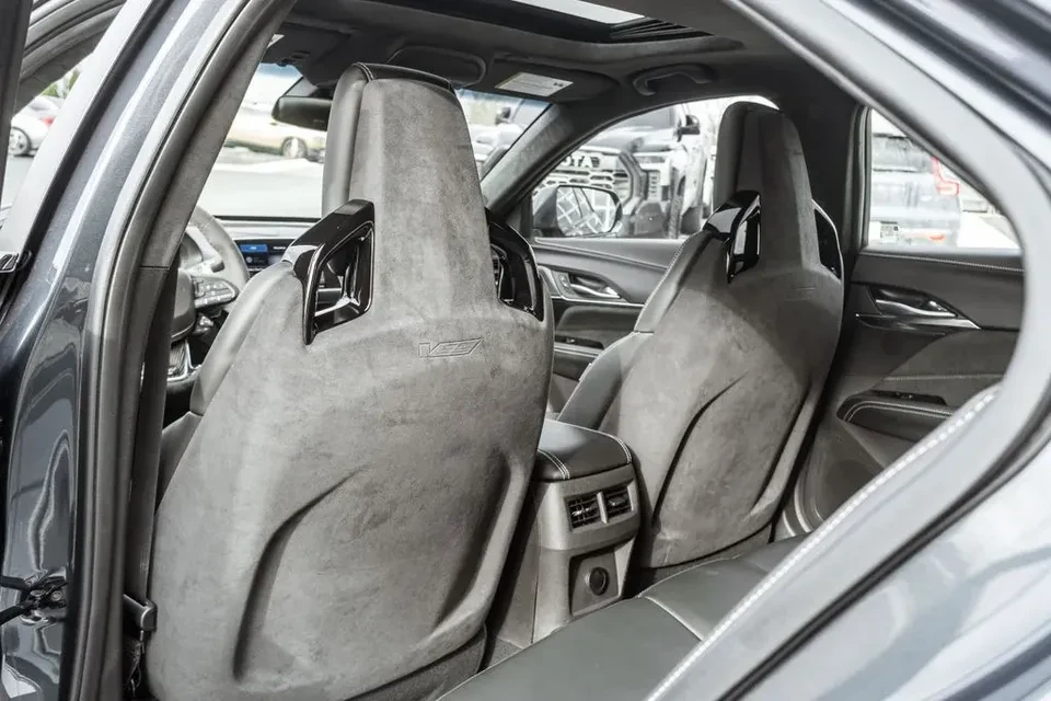 2025 Cadillac CT4-V Blackwing - Image 14 of 20