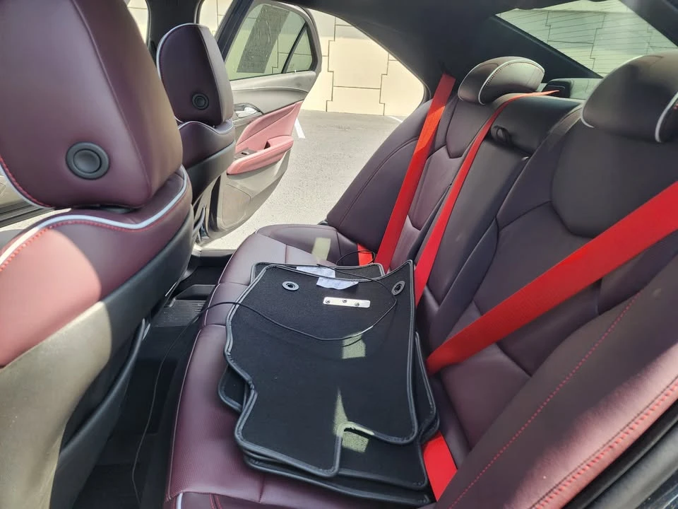 2025 Cadillac CT4-V - Image 11 of 13