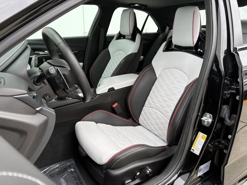 2025 Cadillac CT4-V Blackwing - Image 6 of 9