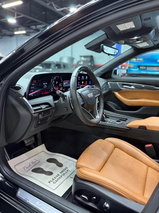 2025 Cadillac CT5-V - Image 9 of 20