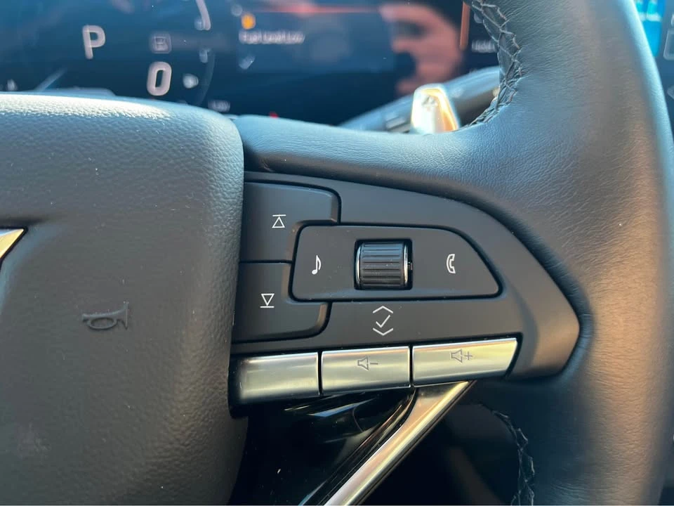 2025 Cadillac CT5 - Image 12 of 12