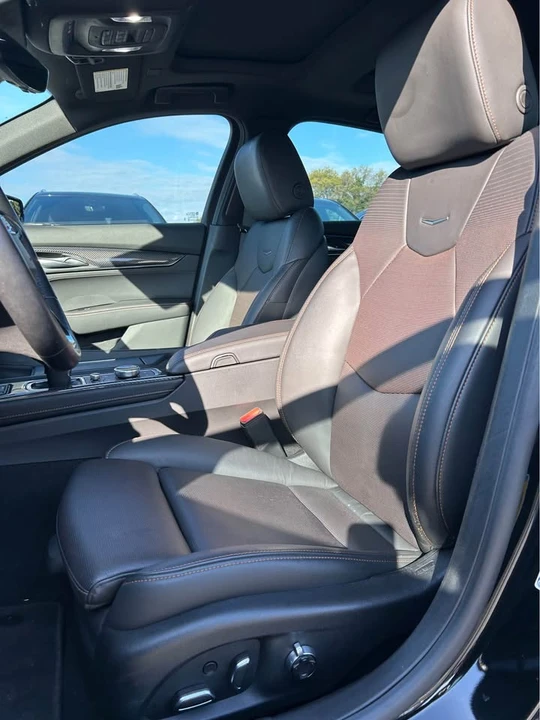 2025 Cadillac CT5 - Image 9 of 14