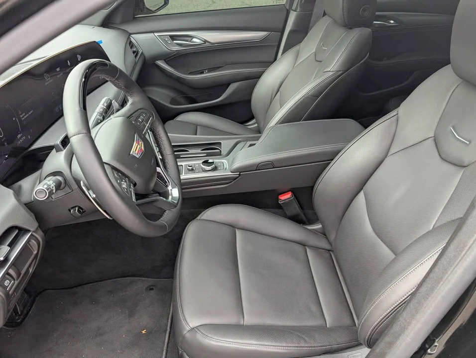 2025 Cadillac CT5 - Image 12 of 15
